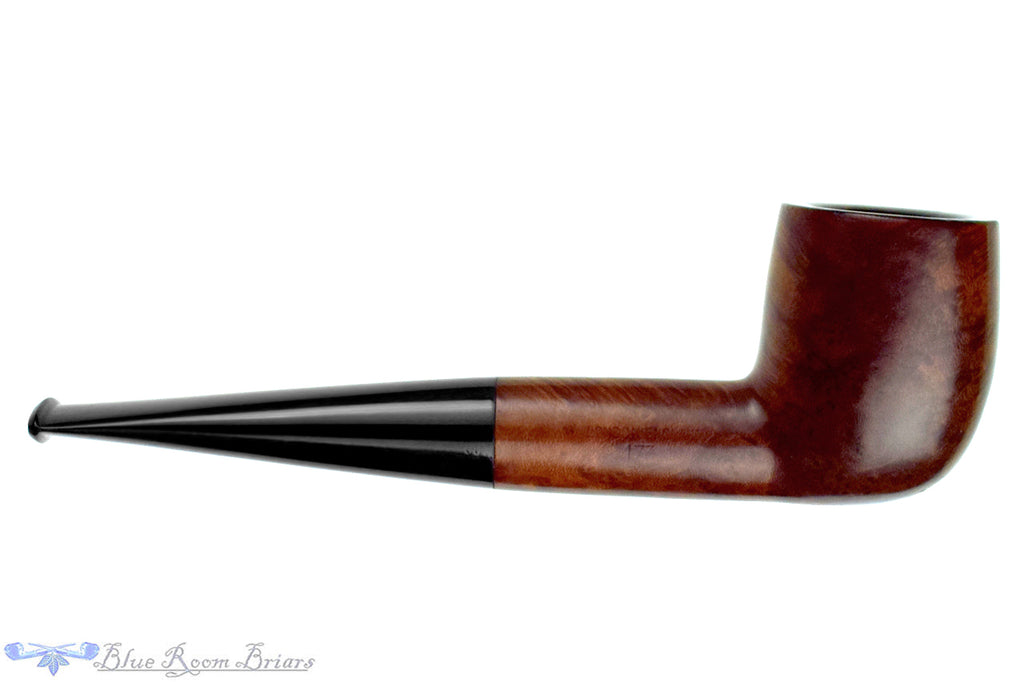 Blue Room Briar is proud to present this GBD New Era 173 (1940s-50s Make) Billiard Estate Pipe