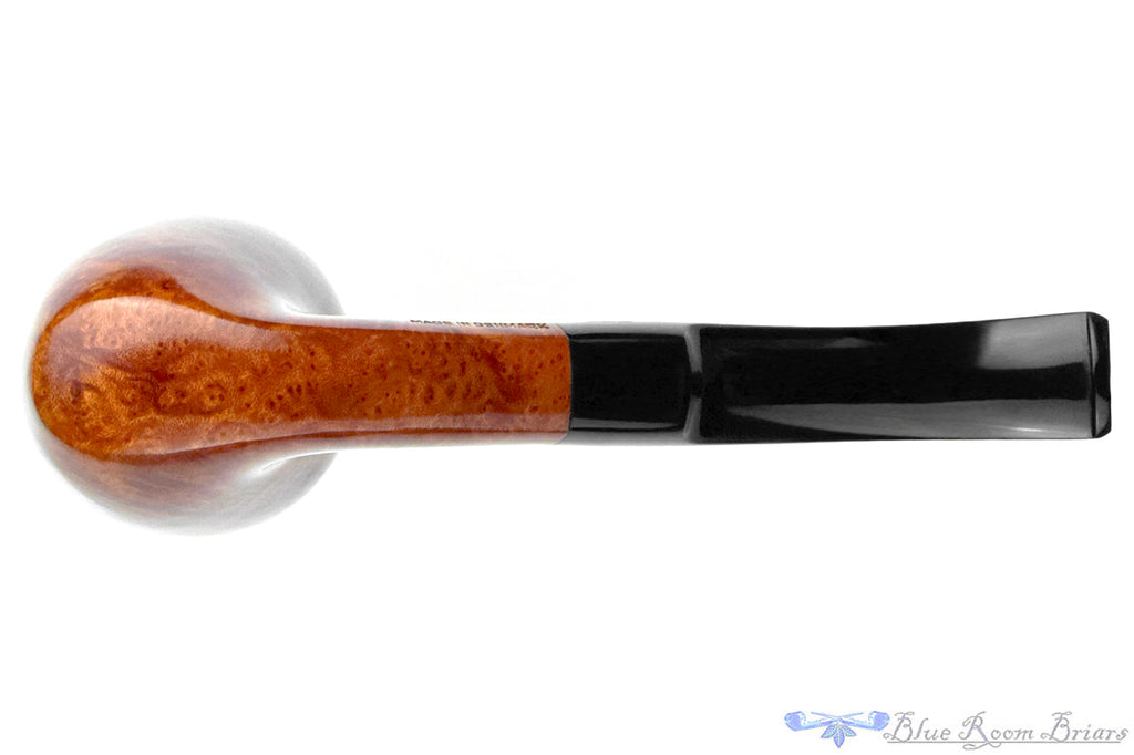 Blue Room Briars is proud to present this Danish Sovereign (Stanwell) 320 Bent Wide Dublin Estate Pipe