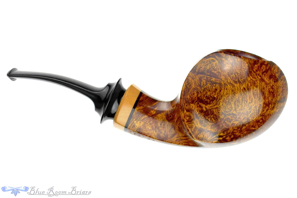 Blue Room Briars is proud to present this Sam Cui Bent High-Contrast Paneled Blowfish with Boxwood Estate Pipe