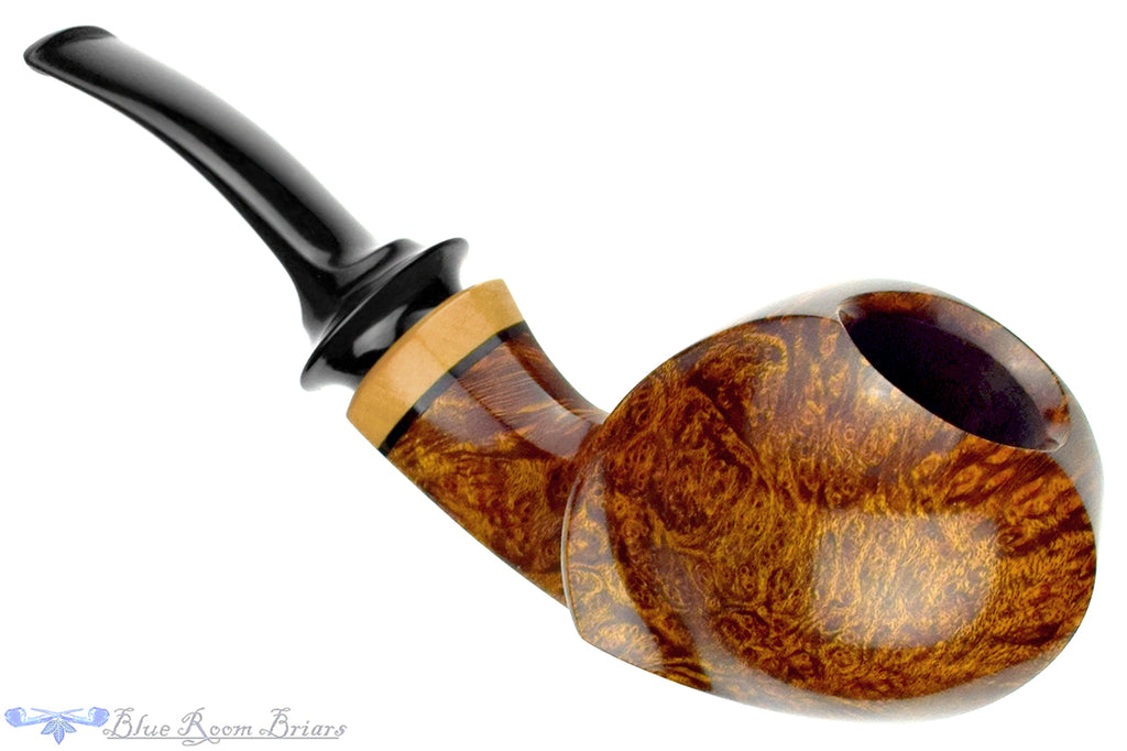 Blue Room Briars is proud to present this Sam Cui Bent High-Contrast Paneled Blowfish with Boxwood Estate Pipe