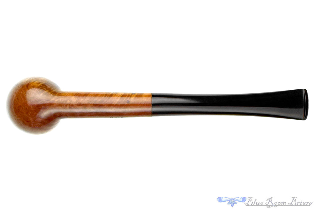 Blue Room Briars is proud to present this BBB Two Star 118 Belge Estate Pipe