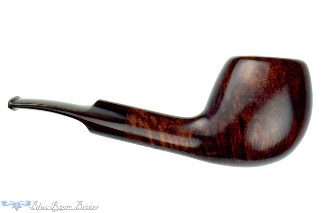 Blue Room Briars is proud to present this RC Sands Pipe Bent Apple