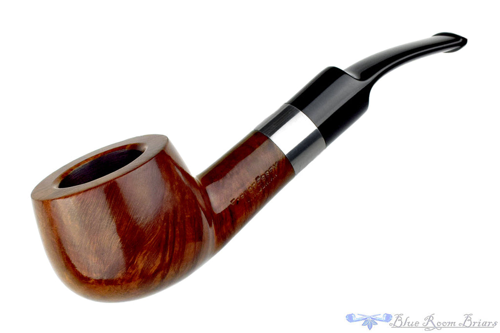 Earl of Essex Bent Pot with Nickel (Metal Filter) Estate Pipe