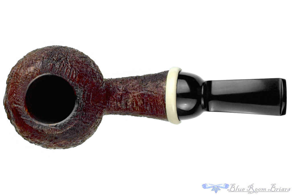 Blue Room Briars is proud to present this J. Alan 1506 (2018 Make) Bent Sandblast Tomato with Ivorite Estate Pipe