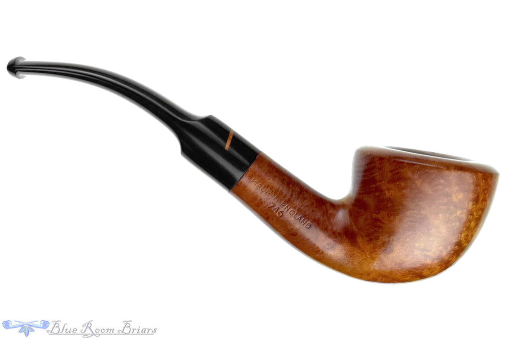Blue Room Briar is proud to present this Comoy's Royal Guard 746 Bent Dublin Estate Pipe