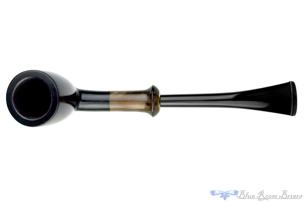 Blue Room Briars is proud to present this Yorgos Mitakidis Pipe 2223 Belge with Horn