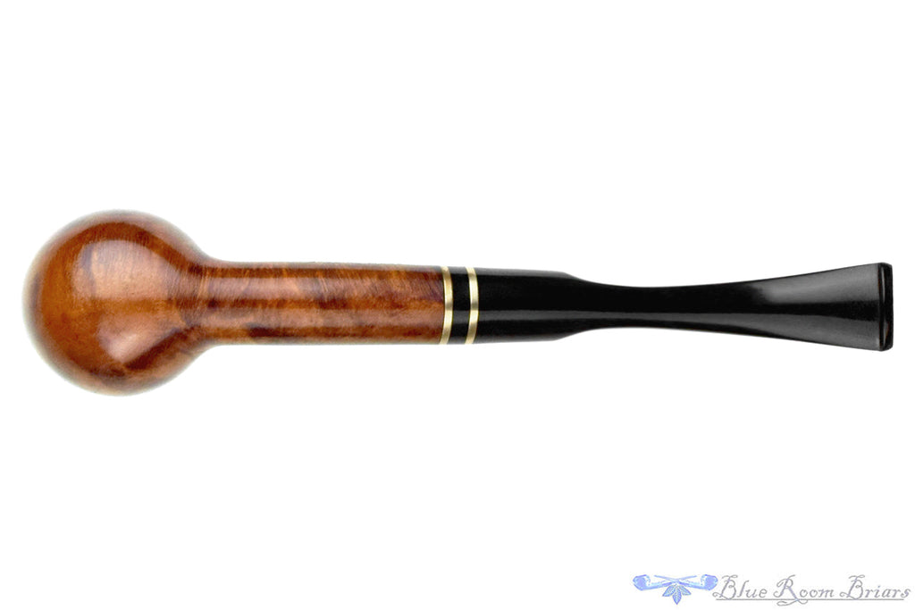 Blue Room Briars is proud to present this BBB Christmas (1988 Make) Special Make Billiard Estate Pipe