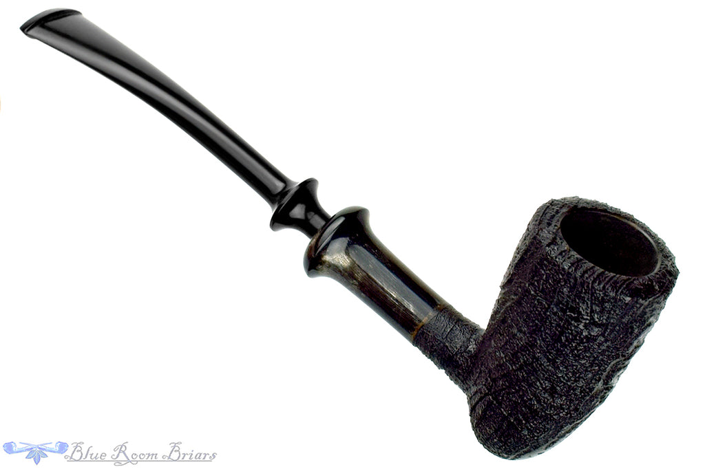 Blue Room Briars is proud to present this Yorgos Mitakidis Pipe 6823 Bent Sandblast Strawberry Wood Acorn with Horn Ferrule