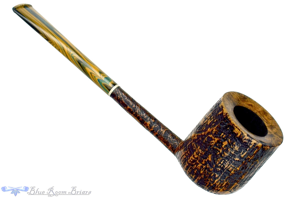 Blue Room Briars is proud to present this Scottie Piersel Pipe "Scottie" Sandblast Tall Pot with Brindle