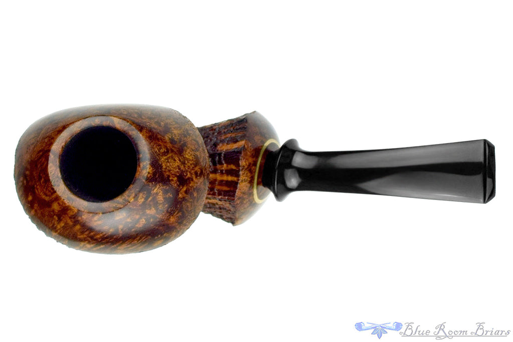 Blue Room Briars is proud to present this David Huber Pipe Nepenthe's Slipper Bent High-Contrast Partial Sandblast Sitter