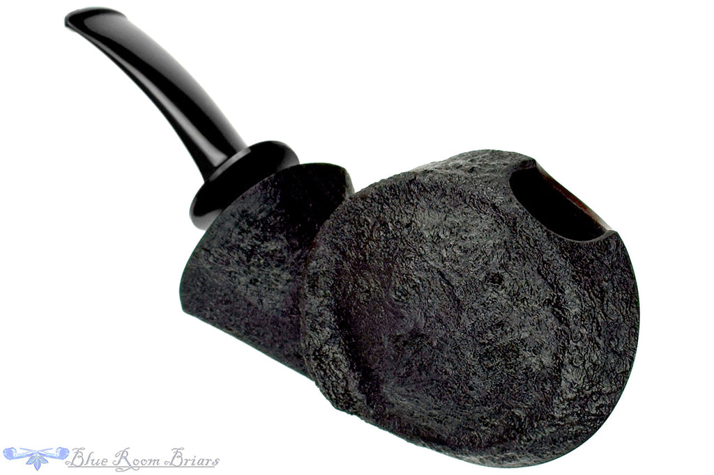 Blue Room Briars is proud to present this David Huber Pipe Large Bent Partial Blast Ram