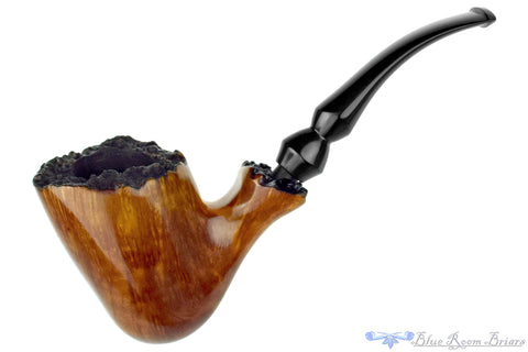 Nørding Carved Horn with Plateau Estate Pipe