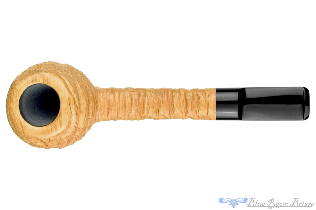 Blue Room Briars is proud to present this Jared Coles Pipe Carved Tomato