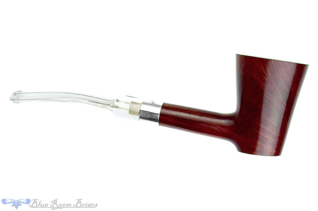 Blue Room Briar is proud to present this GBD Conquest New Standard 9558 (Pre-Cadogan) Dublin Poker with Silver and Perspex Estate Pipe