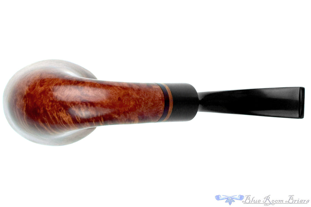 Blue Room Briars is proud to present this Jirsa Three-Star 29 Bent Bell Dublin with Briar Estate Pipe