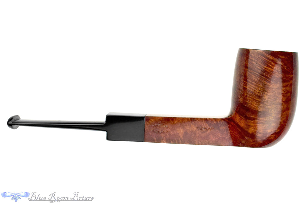 Blue Room Briars is proud to present this Sasieni Four Dot Walnut Derby (Family Era) Square Shank Billiard Sitter Estate Pipe