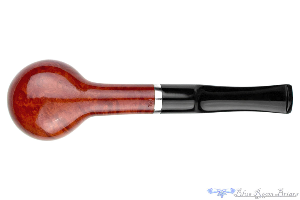 Blue Room Briars is proud to present this Kriswill 798 Tomato with Nickel Estate Pipe