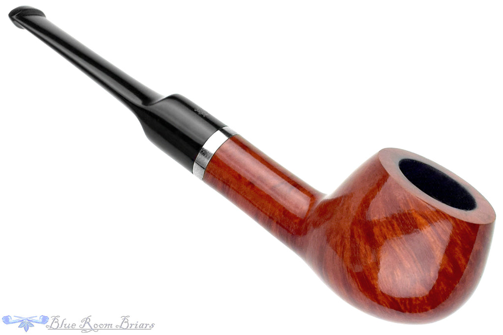 Blue Room Briars is proud to present this Kriswill 798 Tomato with Nickel Estate Pipe
