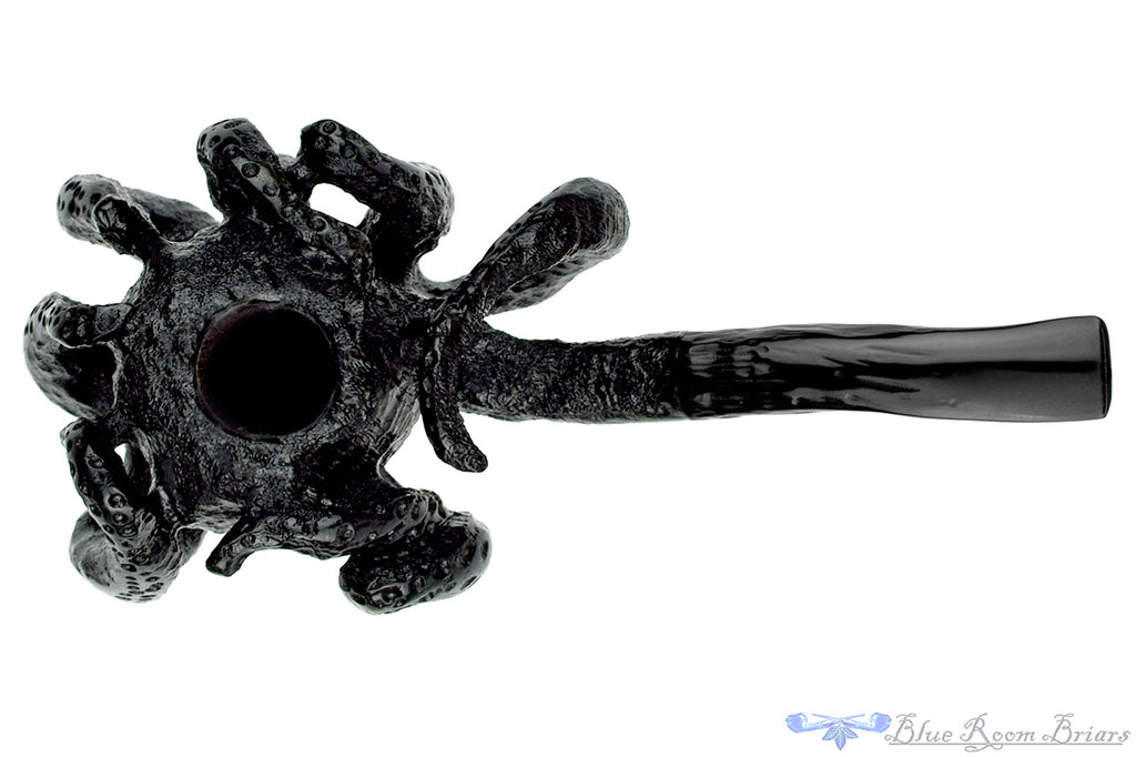 Blue Room Briars is proud to present this Chris Morgan Pipe Bent Curved Octopus Sitter