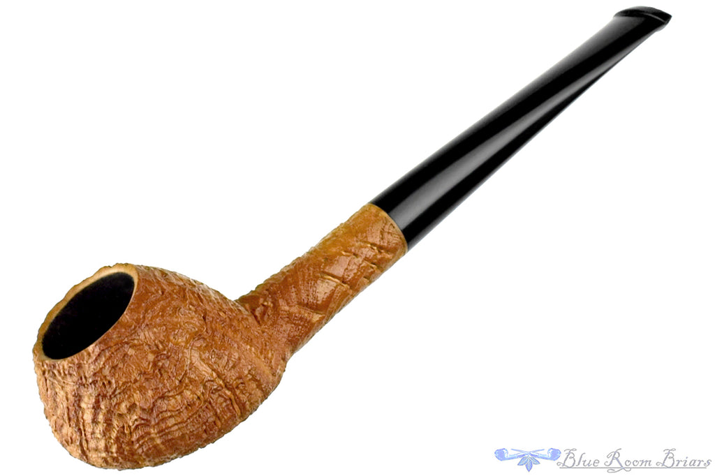 Blue Room Briars is proud to present this Yorgos Mitakidis Pipe 0124 Strawberry Wood Ring Blast Tomato Sitter