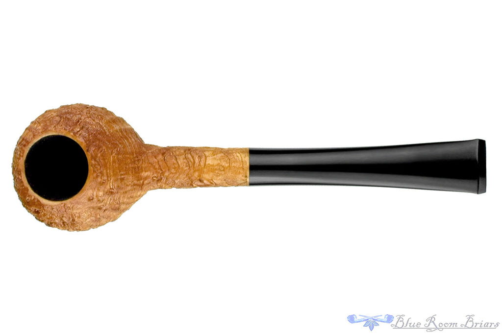Blue Room Briars is proud to present this Yorgos Mitakidis Pipe 0124 Strawberry Wood Ring Blast Tomato Sitter