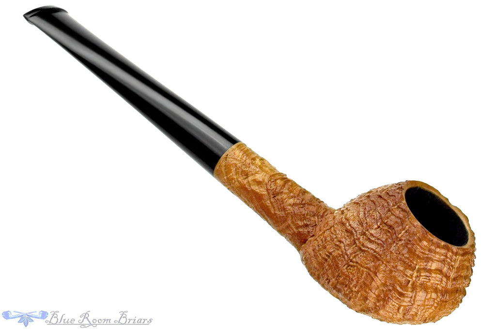 Blue Room Briars is proud to present this Yorgos Mitakidis Pipe 0124 Strawberry Wood Ring Blast Tomato Sitter