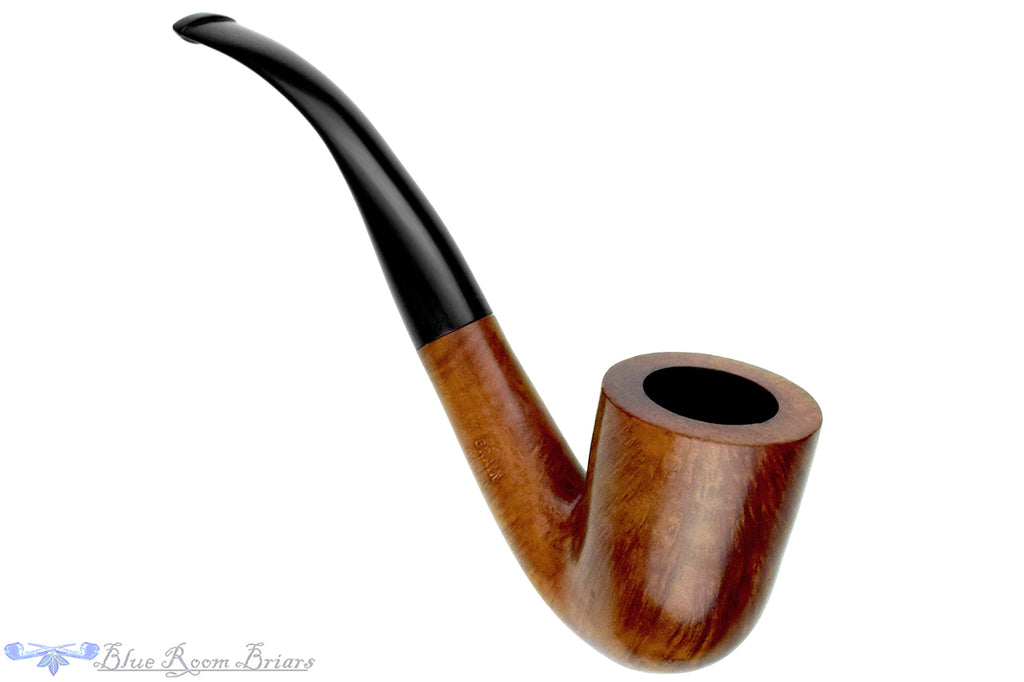 Blue Room Briars is proud to present this JRE Matt Grain Bent Dublin Estate Pipe