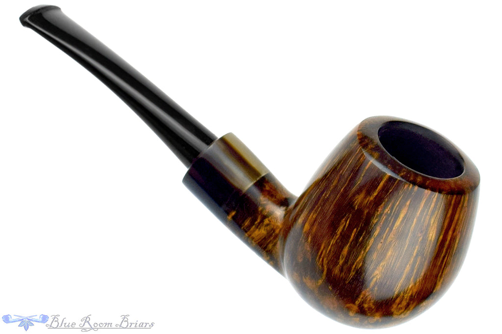 Blue Room Briars is proud to present this Erik Nielsen Pipe Grade B Contrast Bent Egg with Horn Ferrule