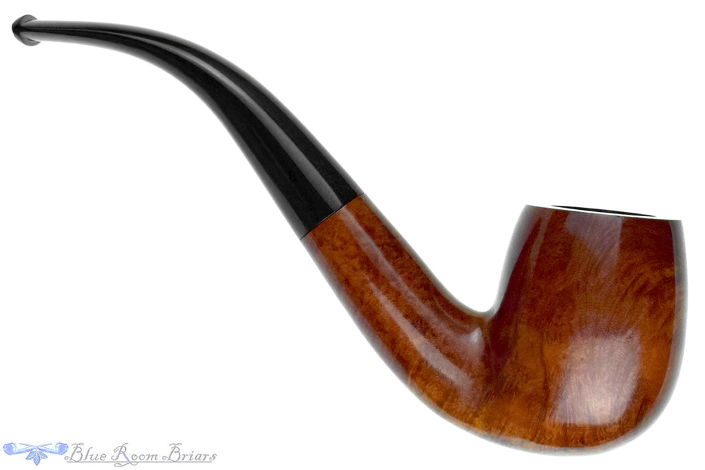 Blue Room Briars is proud to present this B. Jacobsen Stockholm Bent Billiard Estate Pipe