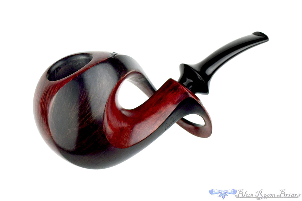 Marinko Neralić Pipe Connecting Wave with Custom Stand and Tamper