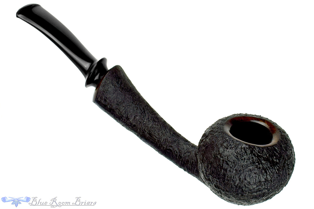 Blue Room Briars is proud to present this David Huber Pipe Bent Asymmetrical Tomato