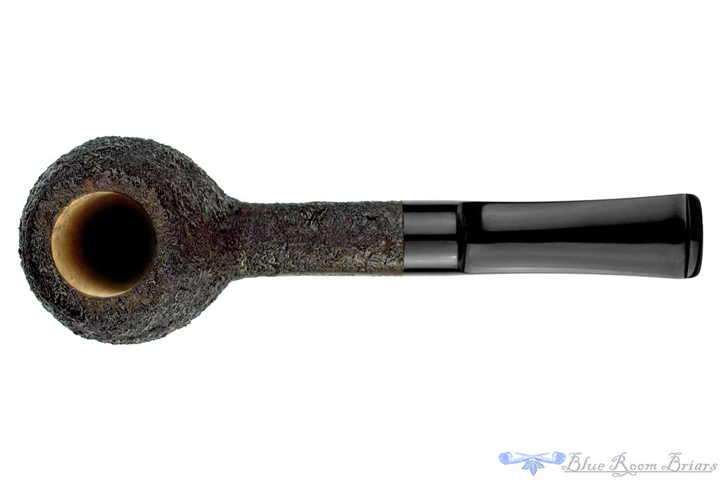 Blue Room Briars is proud to present this Vollmer & Nilsson Pipe Sandblast Brandy Apple