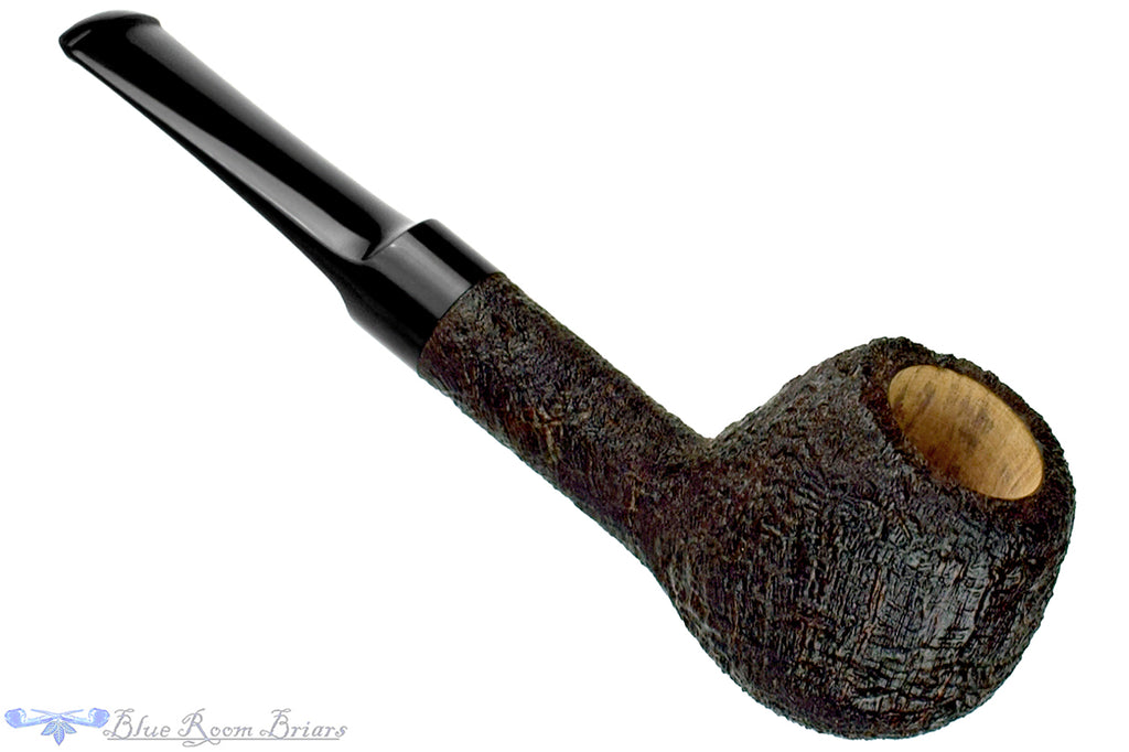 Blue Room Briars is proud to present this Vollmer & Nilsson Pipe Sandblast Brandy Apple