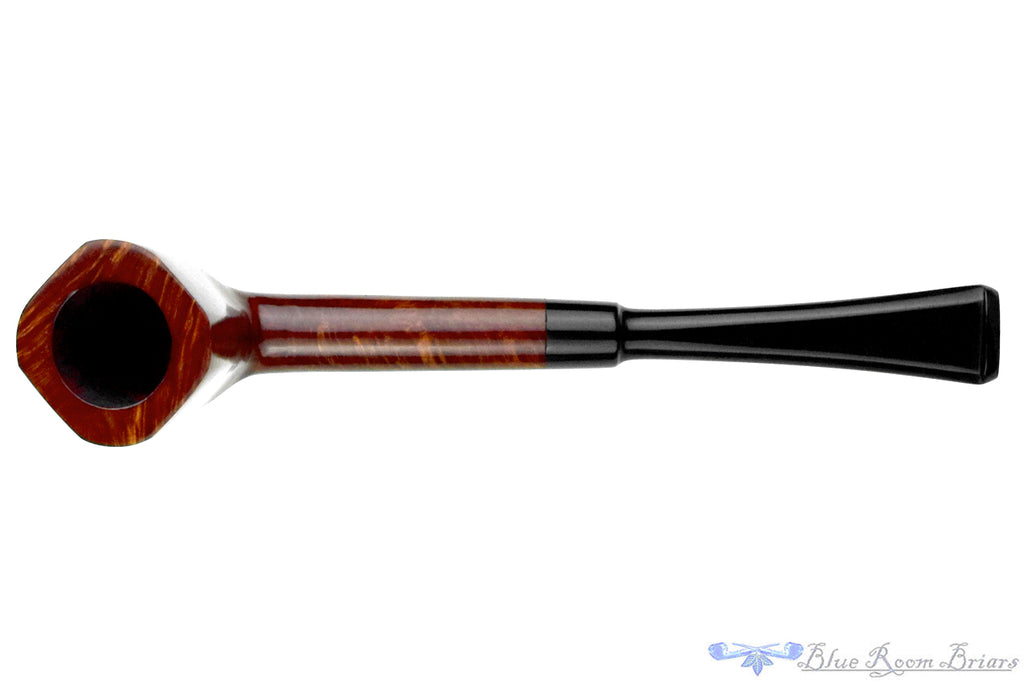 Blue Room Briars is proud to present this Mastercraft Handmade Panel Dublin Estate Pipe