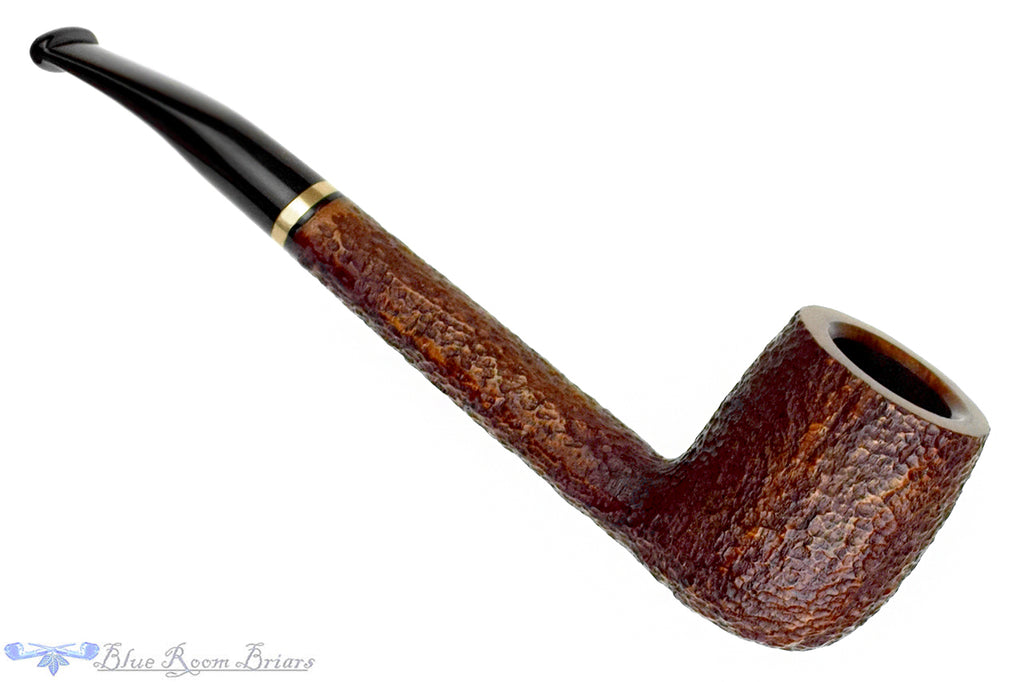 Blue Room Briars is proud to present this Savinelli Venere 812 Rusticated Bent Billiard (6mm Filter) with Oval Shank and Brass Estate Pipe