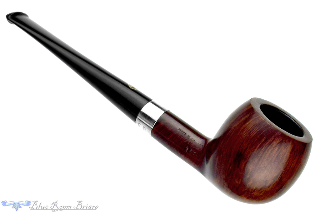 Blue Room Briars is proud to present this BBB Own Make 150 Apple Sitter with Silver Estate Pipe