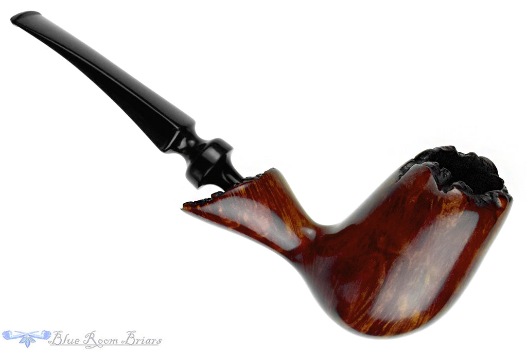 Blue Room Briars is proud to present this Nørding Bent Freehand Egg with Plateaux Estate Pipe