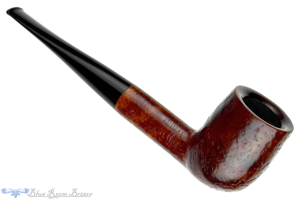Blue Room Briars is proud to present this GBD Granitan 2515 (Pre-Cadogan) Sandblast Billiard Estate Pipe