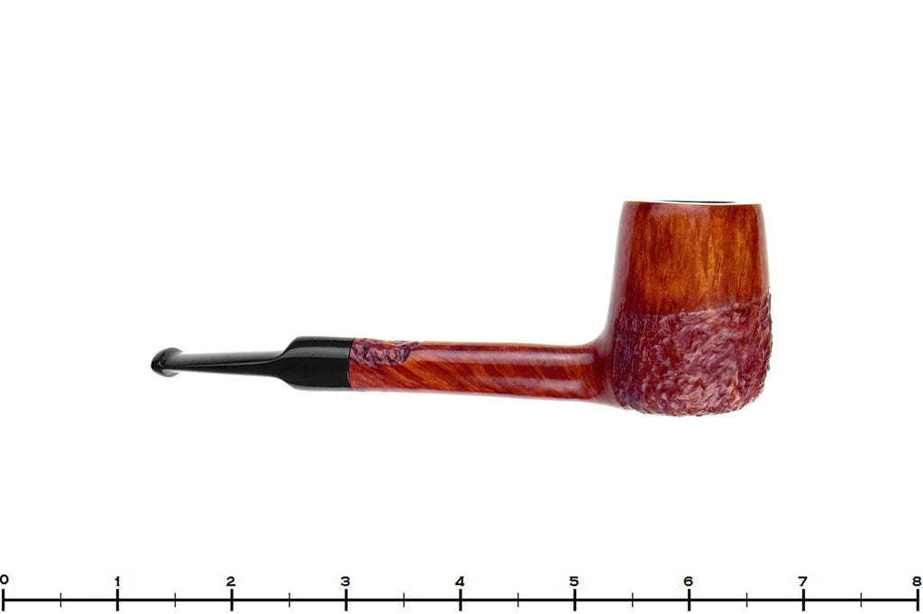 Blue Room Briar is proud to present this Holtorp Spot Carved Lovat Sitter Estate Pipe