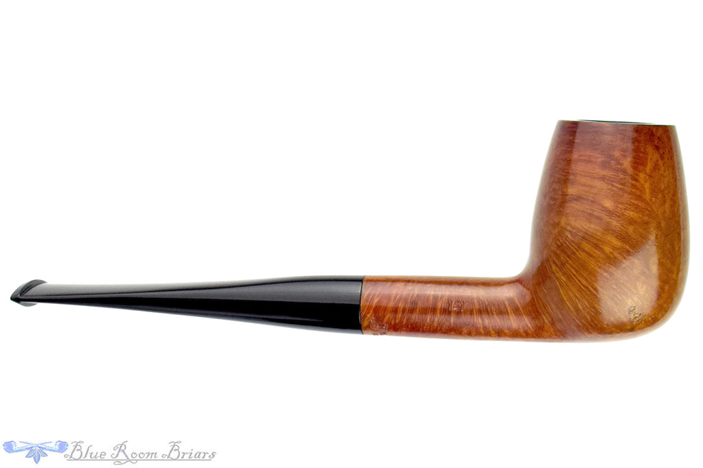 Blue Room Briars is proud to present this Stanwell Esbjerg AR 141 (2000 Make) Billiard Estate Pipe
