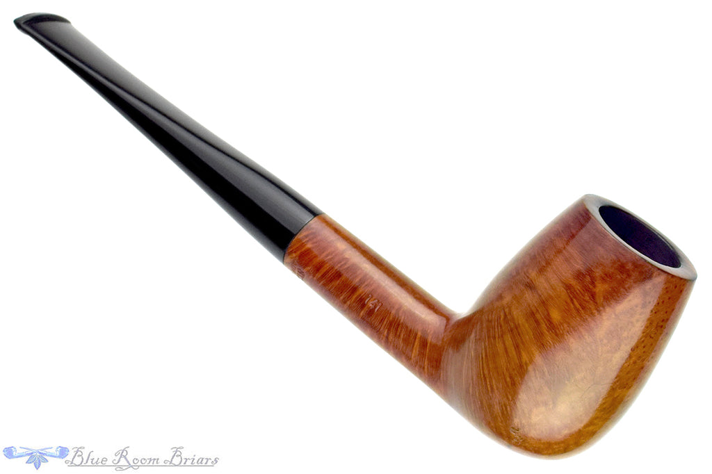 Blue Room Briars is proud to present this Stanwell Esbjerg AR 141 (2000 Make) Billiard Estate Pipe