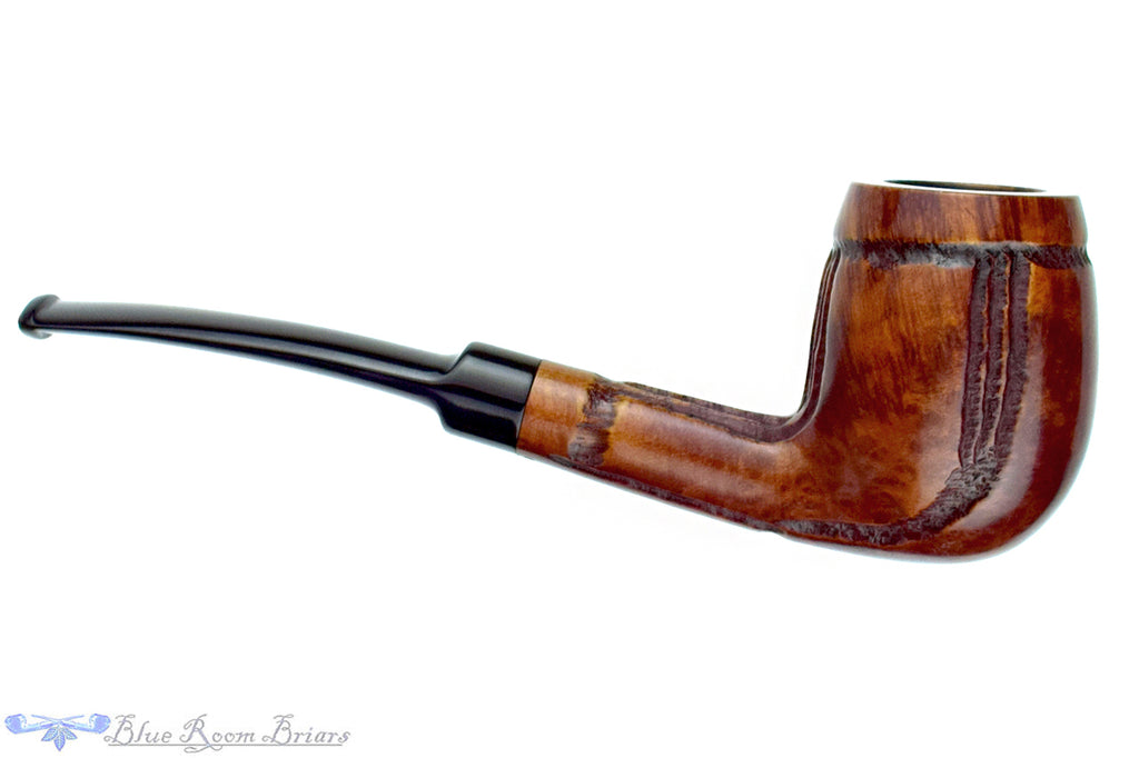 Blue Room Briars is proud to present is Baronet (Savinelli) 306 Spot Carved Billiard Estate Pipe