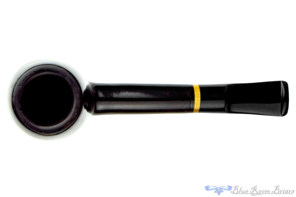 Blue Room Briar is proud to present this Joh's Hand Made Brandy Lovat with Wood Estate Pipe