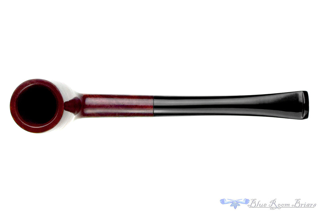 Blue Room Briar is proud to present this Beto Bruyere Deluxe 2432 Billiard Estate Pipe