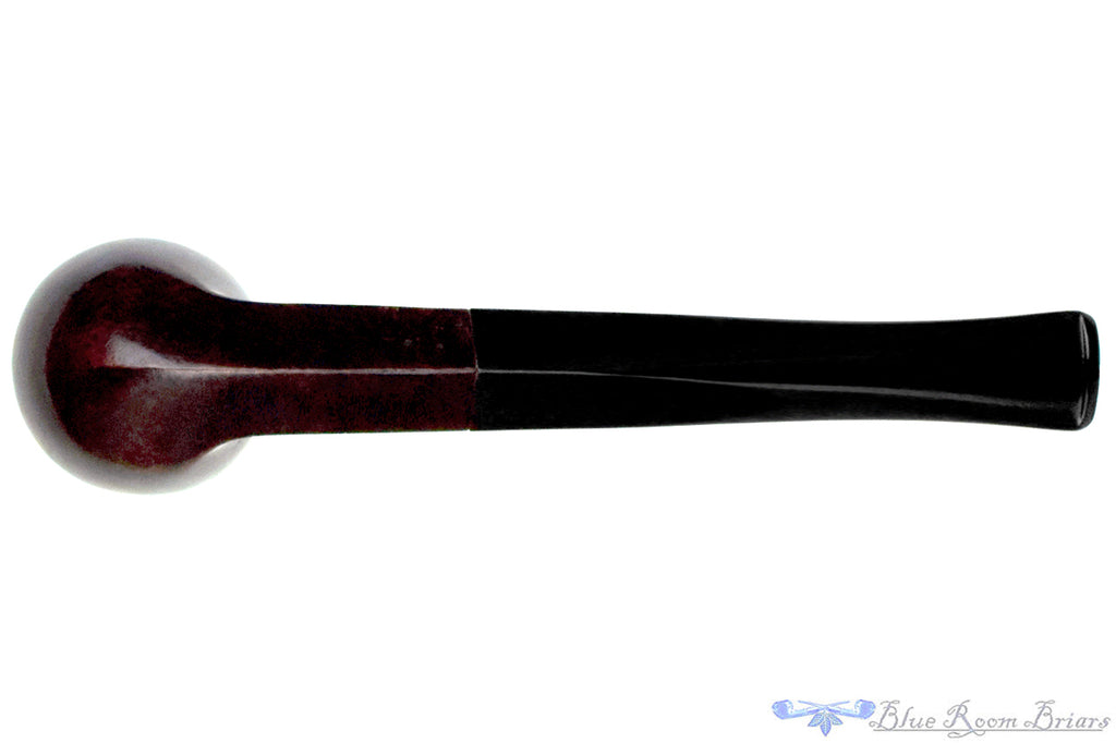Blue Room Briar is proud to present this P.D LondonStyle 4 Bulldog Estate Pipe