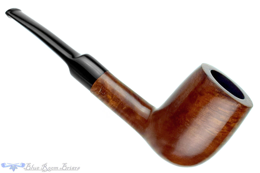 Blue Room Briars is proud to present this BBB Billiard Estate Pipe with Replacement Stem