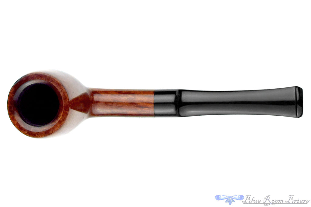 Blue Room Briars is proud to present this Georg Jensen Special Billiard Estate Pipe