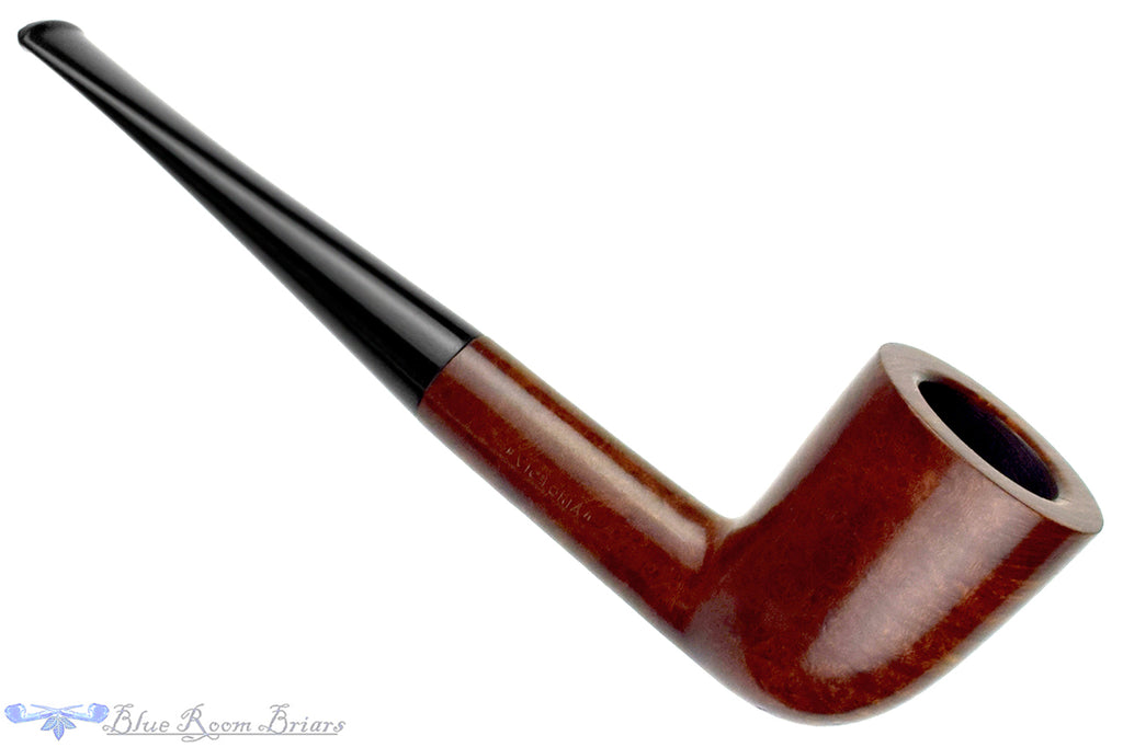 Blue Room Briars is proud to present this Sasieni Four Dot Walnut "Victoria" Dublin Sitter Estate Pipe