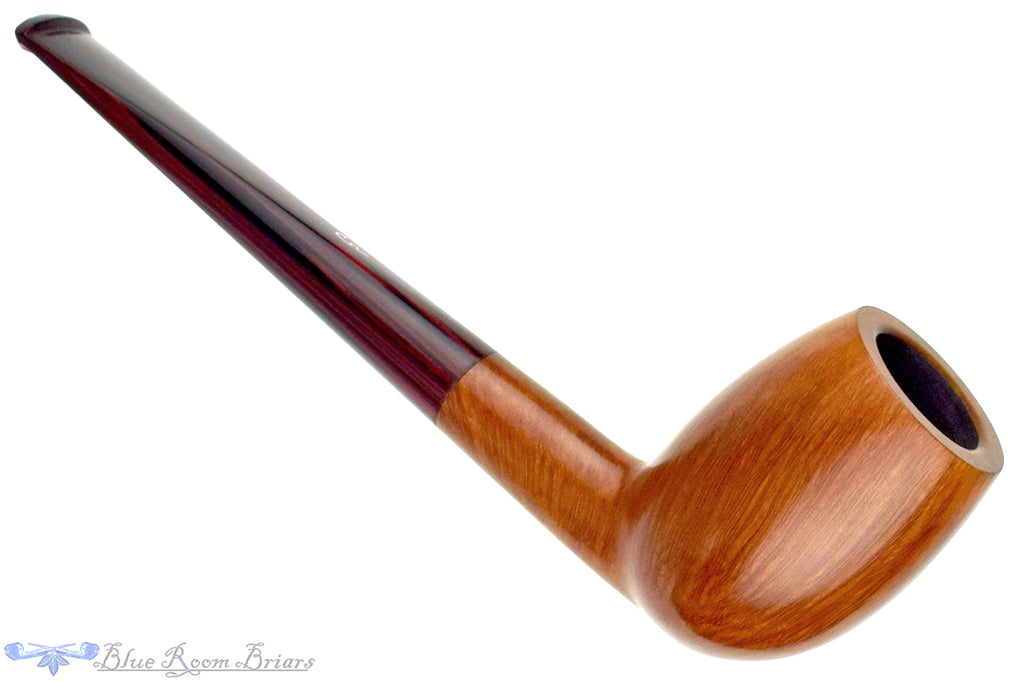 Blue Room Briars is proud to present this Le Nuvole (2016 Make) 4 Belge with Brindle Estate Pipe