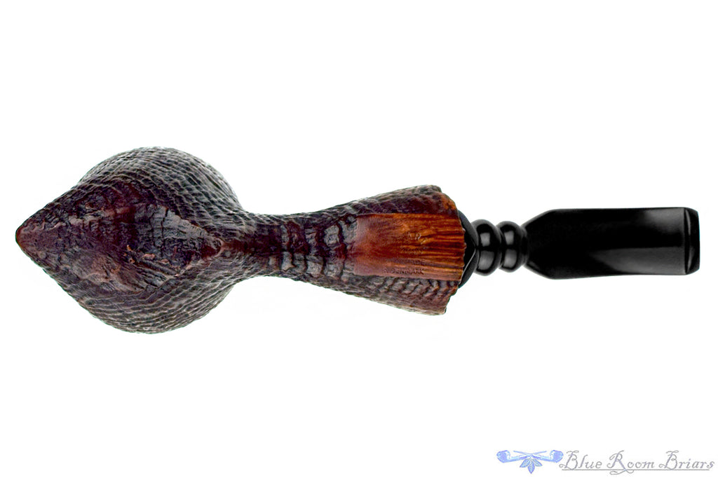 Blue Room Briars is proud to present this Bari Matador Bent Sandblast Freehand with Plataeux Estate Pipe